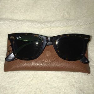 Ray ban wayfarer sunglasss